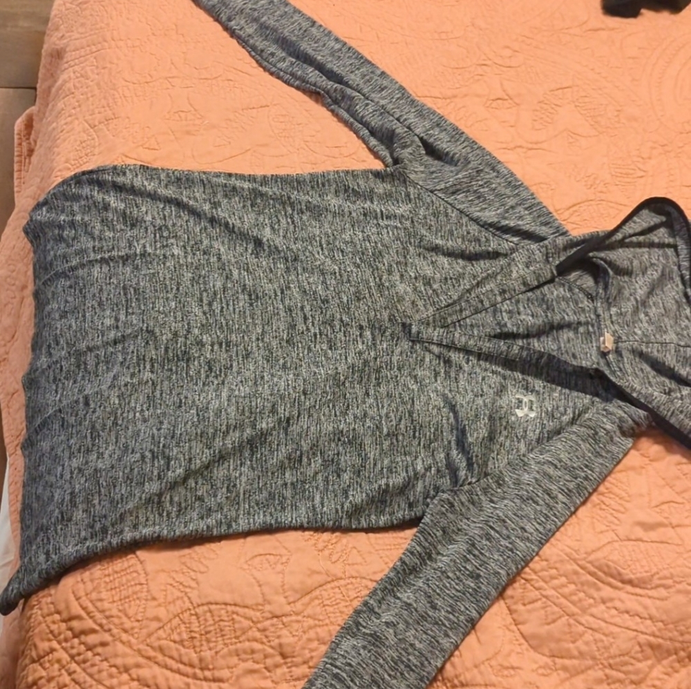 Sun shirt with hood